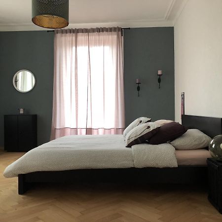Appartement Douces Heures Avec Parking Couvert Prive Le Locle Exteriér fotografie