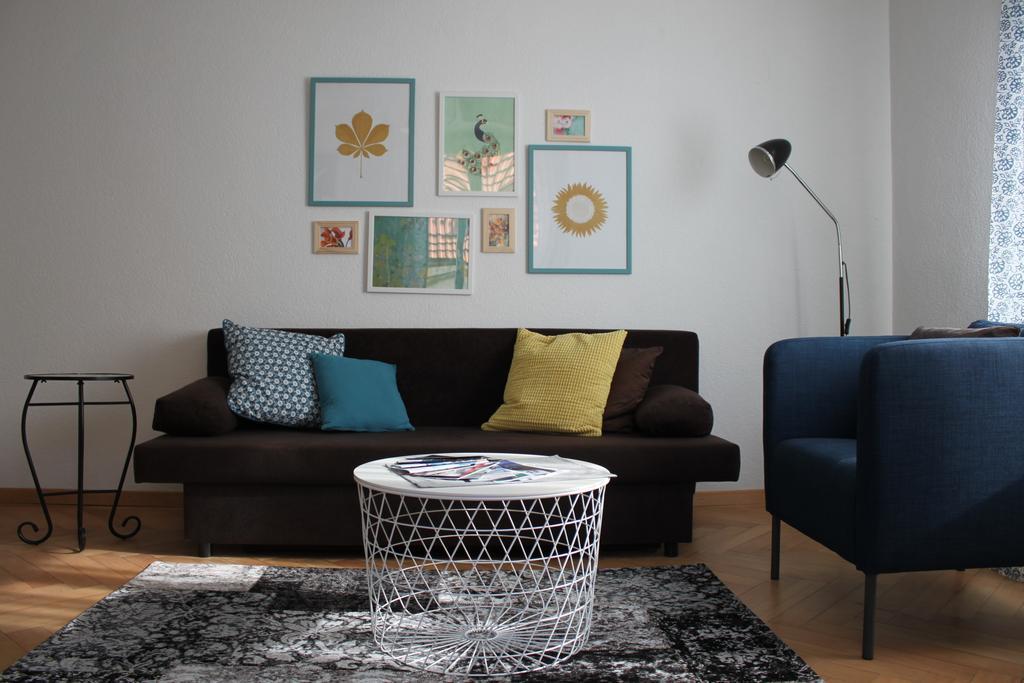 Appartement Douces Heures Avec Parking Couvert Prive Le Locle Exteriér fotografie